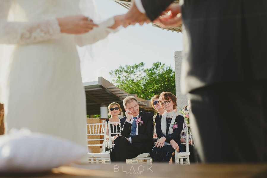 playa-del-carmen-wedding-photos-at-banyan-tree-mayakoba-35